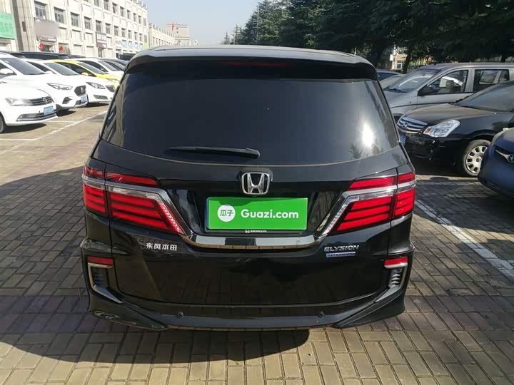 Фото 6 - Honda Elysion