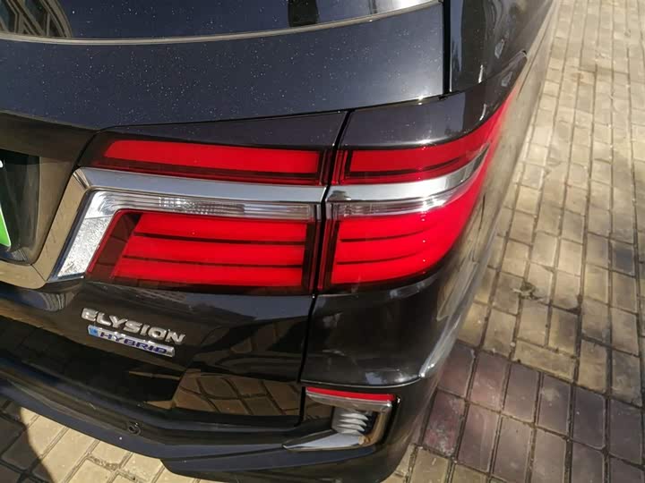 Фото 8 - Honda Elysion