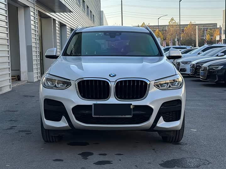 Фото 2 - BMW X3