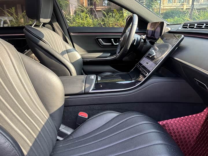 Фото 10 - Mercedes-Benz S-Class