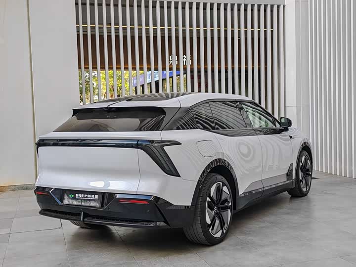 Фото 11 - HiPhi Y