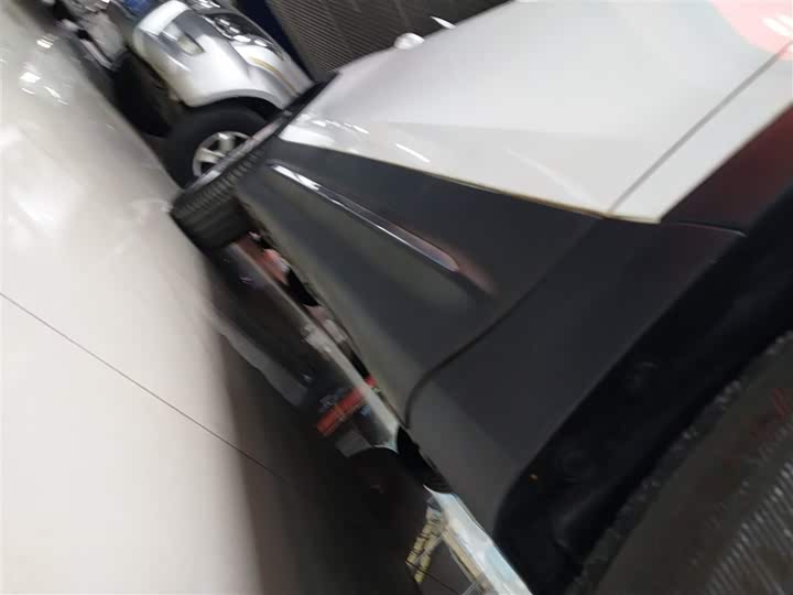 Фото 21 - Mercedes-Benz GLB-Class