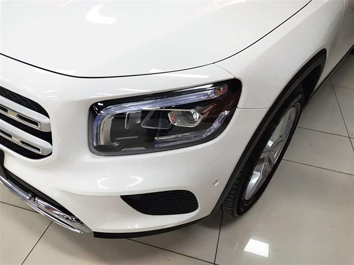 Фото 24 - Mercedes-Benz GLB-Class