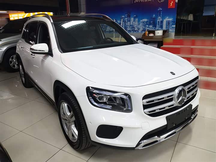Фото 4 - Mercedes-Benz GLB-Class