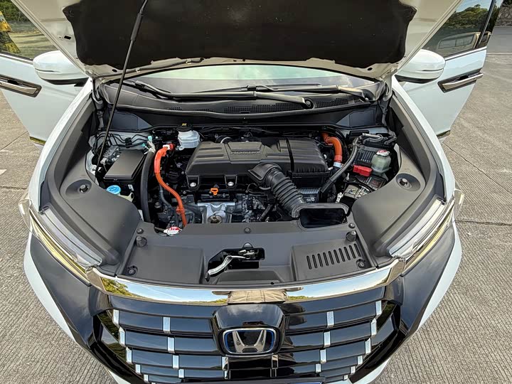 Фото 16 - Honda Elysion