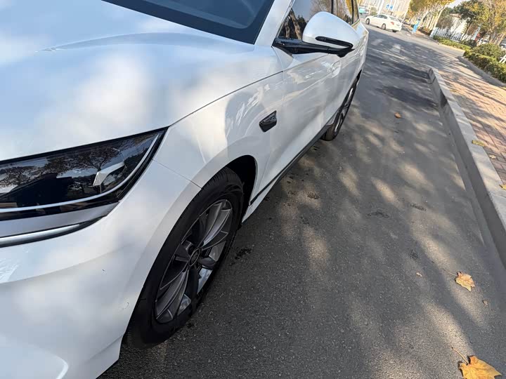 Фото 3 - BYD Qin L