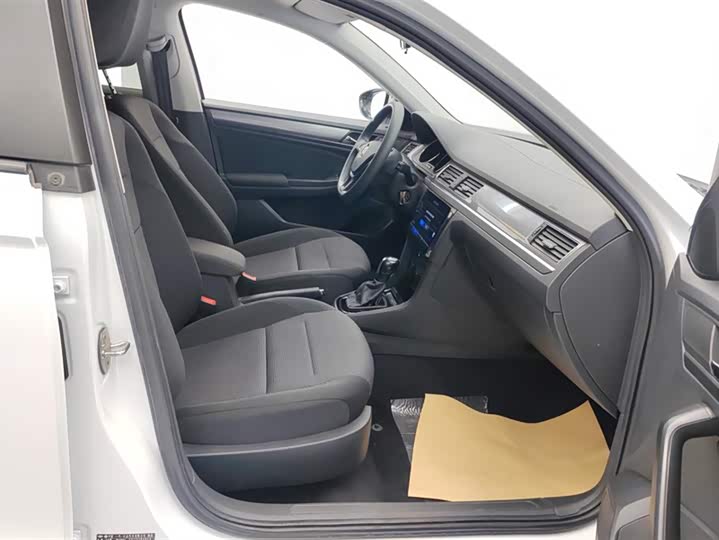 Фото 8 - Volkswagen Bora