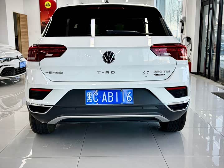 Фото 5 - Volkswagen T-Roc