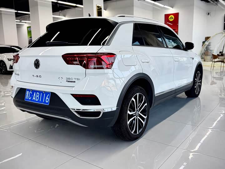 Фото 6 - Volkswagen T-Roc