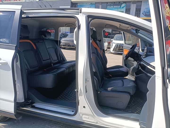 Фото 10 - Bestune NAT