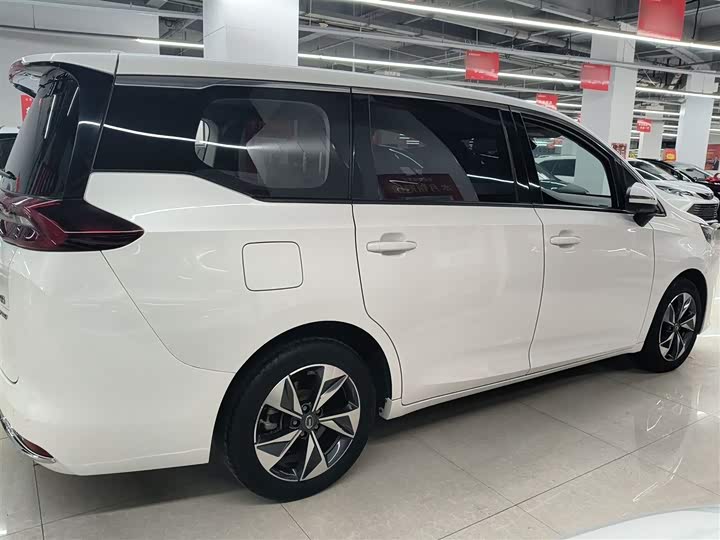 Фото 4 - GAC Trumpchi M6