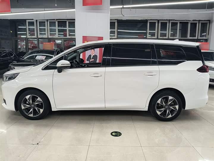 Фото 7 - GAC Trumpchi M6