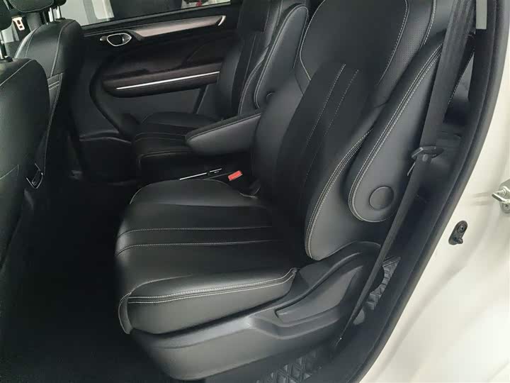 Фото 8 - GAC Trumpchi M6