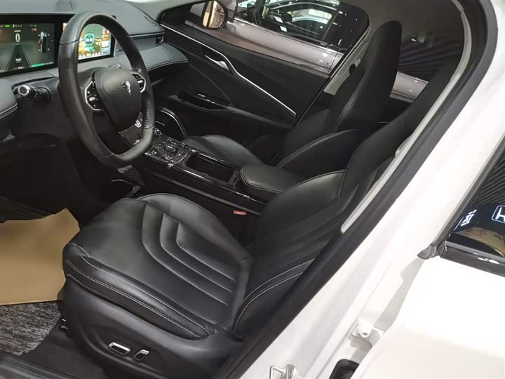 Фото 15 - Hozon U