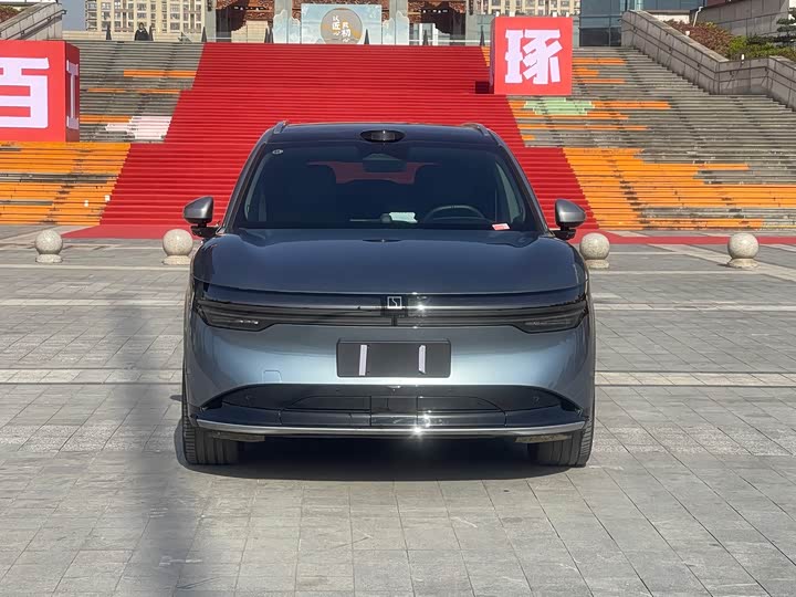 Фото 3 - Zeekr 7X