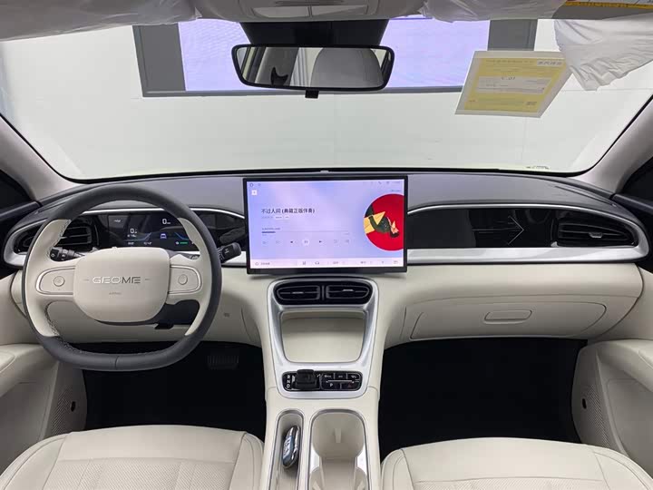 Фото 11 - Geely Galaxy Geome