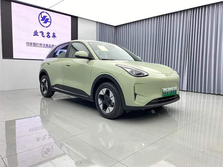 Фото 3 - Geely Galaxy Geome