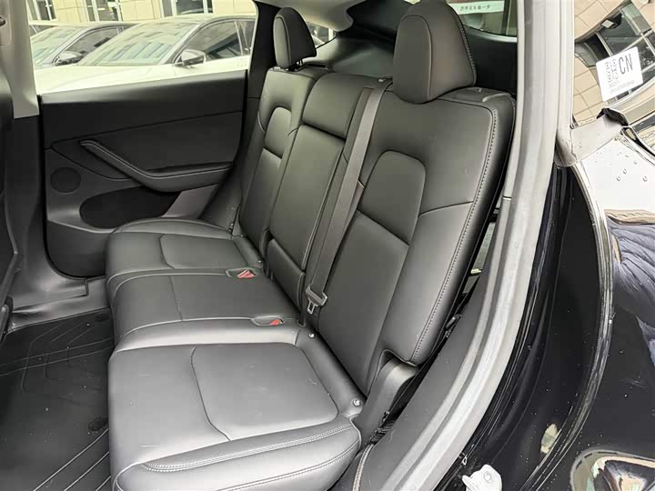 Фото 16 - Tesla Model Y