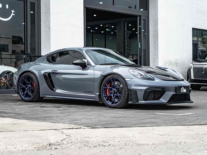 Фото 1 - Porsche 718