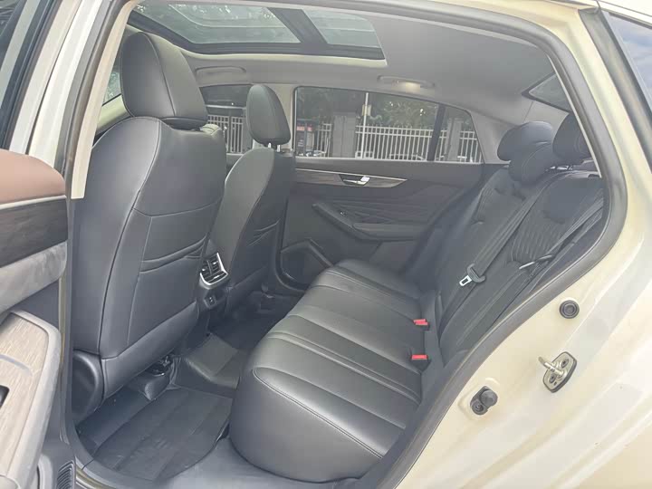 Фото 6 - Dongfeng Aeolus Yixuan Max