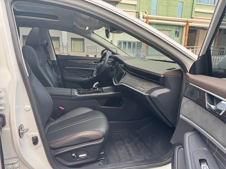 Фото 7 - Dongfeng Aeolus Yixuan Max