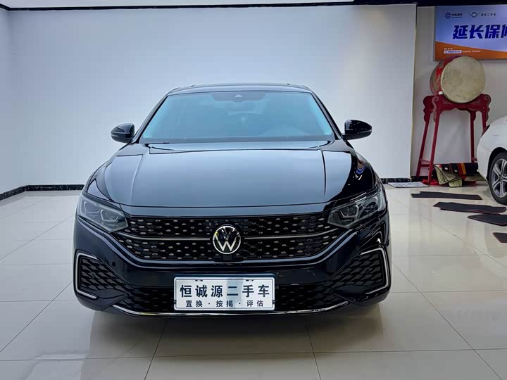 Фото 4 - Volkswagen Passat