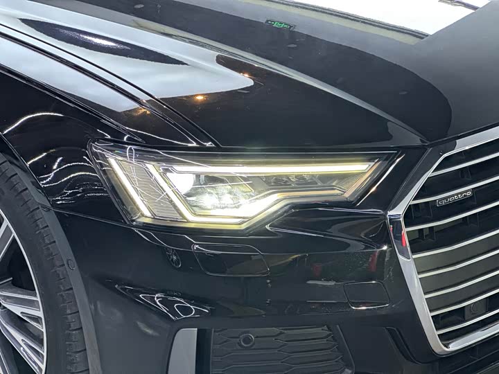 Фото 27 - Audi A6L