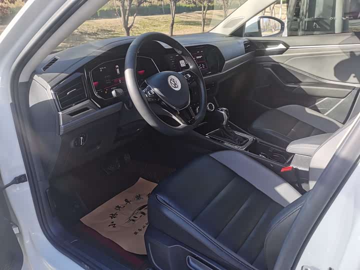 Фото 9 - Volkswagen Sagitar L