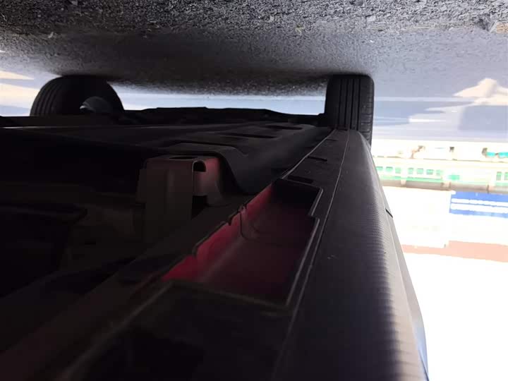 Фото 22 - Geely Coolray