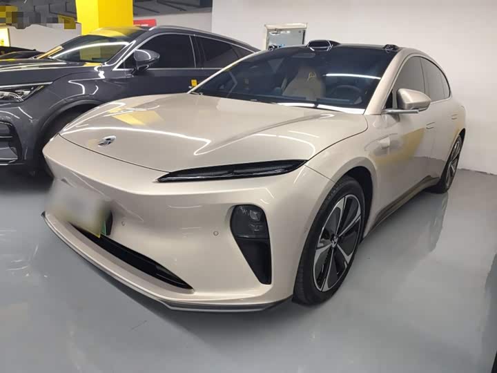 Фото 2 - Nio ET5T