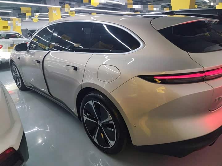 Фото 5 - Nio ET5T