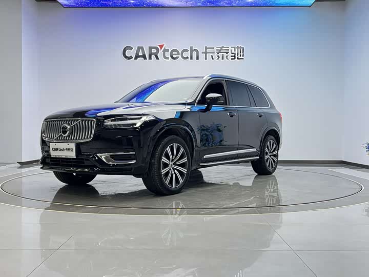 Фото 27 - Volvo XC90