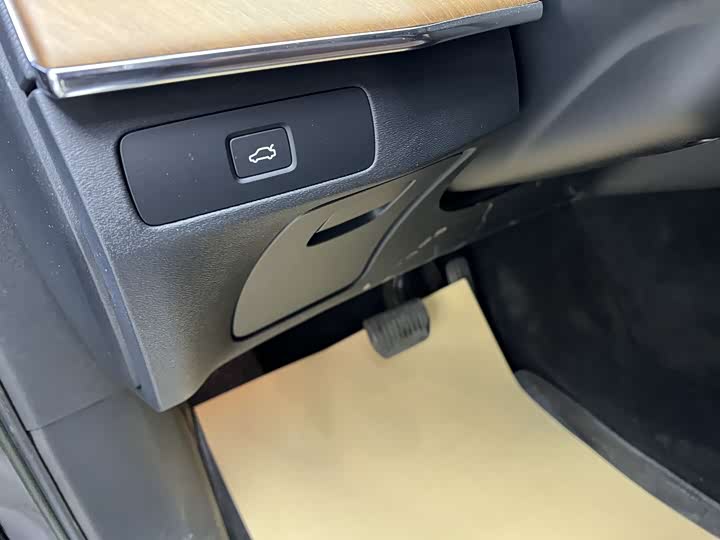 Фото 5 - Volvo XC90