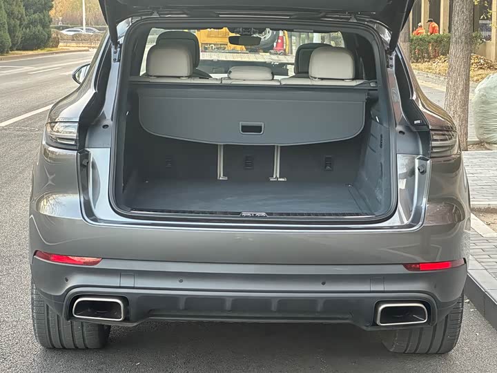 Фото 7 - Porsche Cayenne