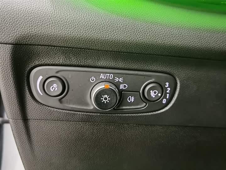 Фото 21 - Buick Envision Plus