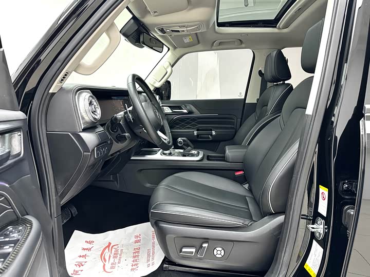 Фото 5 - Tank 300