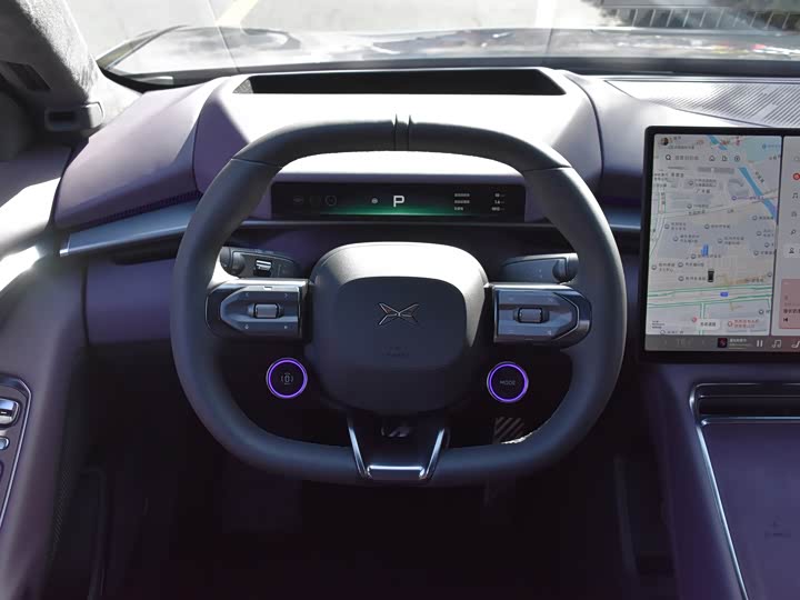 Фото 16 - XPeng P7