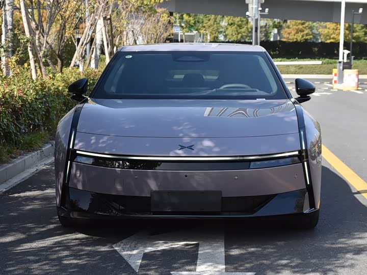 Фото 4 - XPeng P7