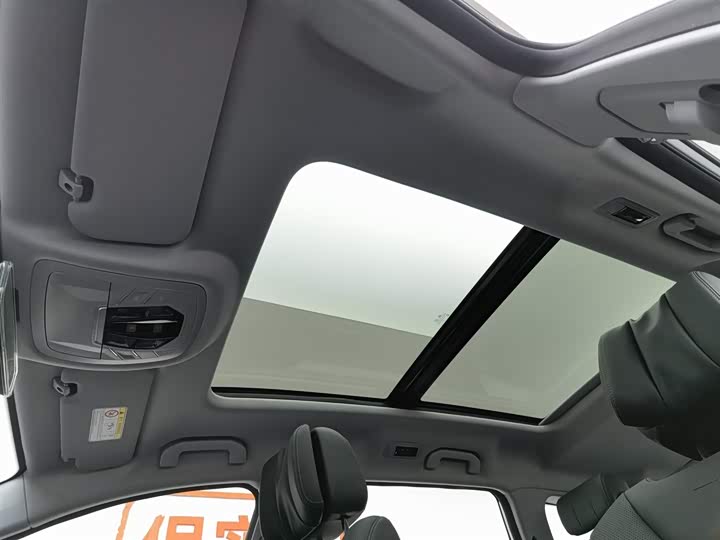 Фото 14 - Chery Tiggo 8 Pro