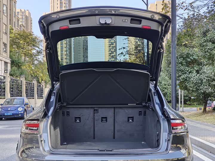 Фото 17 - Porsche Macan