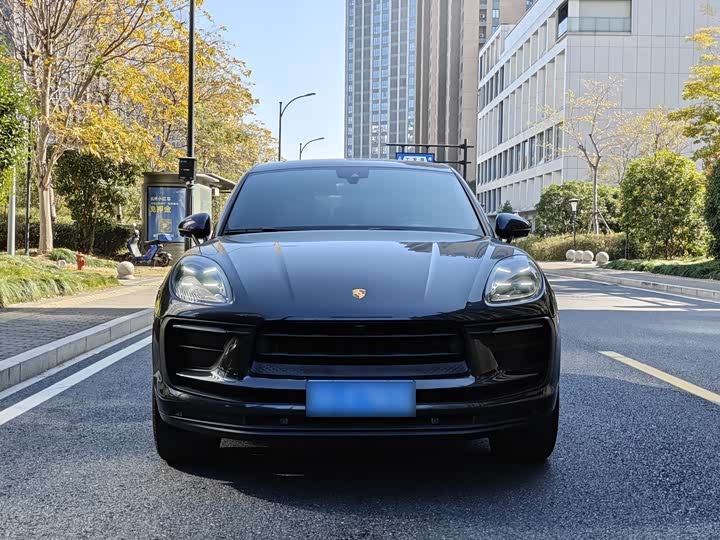 Фото 2 - Porsche Macan