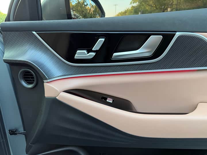 Фото 17 - Chery Tiggo 8L