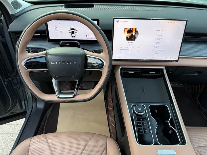 Фото 19 - Chery Tiggo 8L