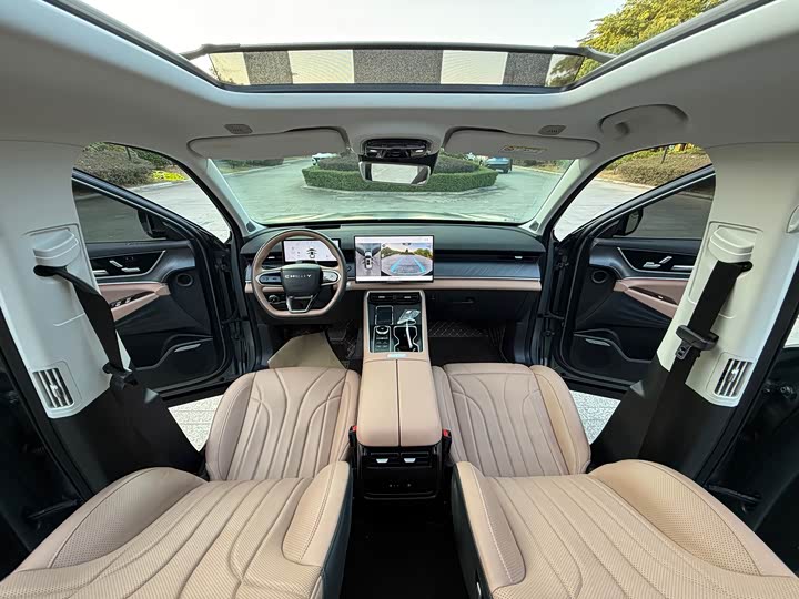 Фото 27 - Chery Tiggo 8L