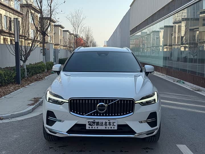 Фото 2 - Volvo XC60