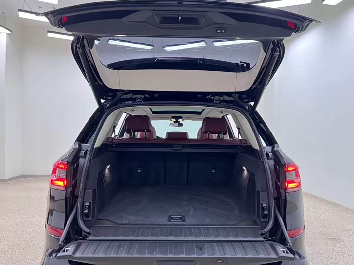 Фото 12 - BMW X5