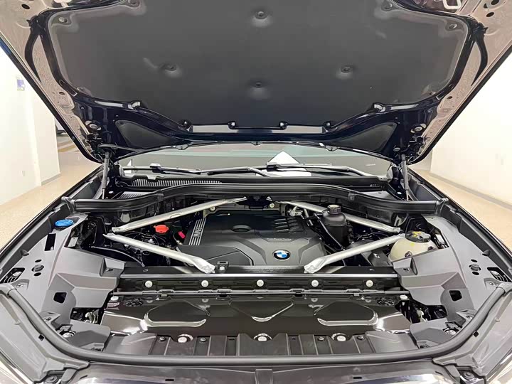 Фото 13 - BMW X5