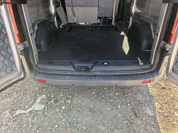 Фото 14 - Ford Transit