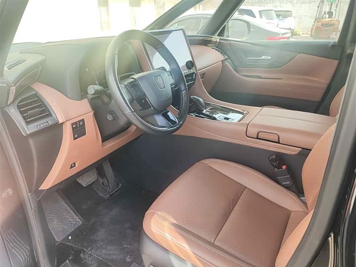 Фото 2 - Toyota Vellfire