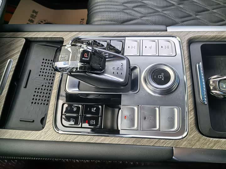 Фото 6 - Tank 500